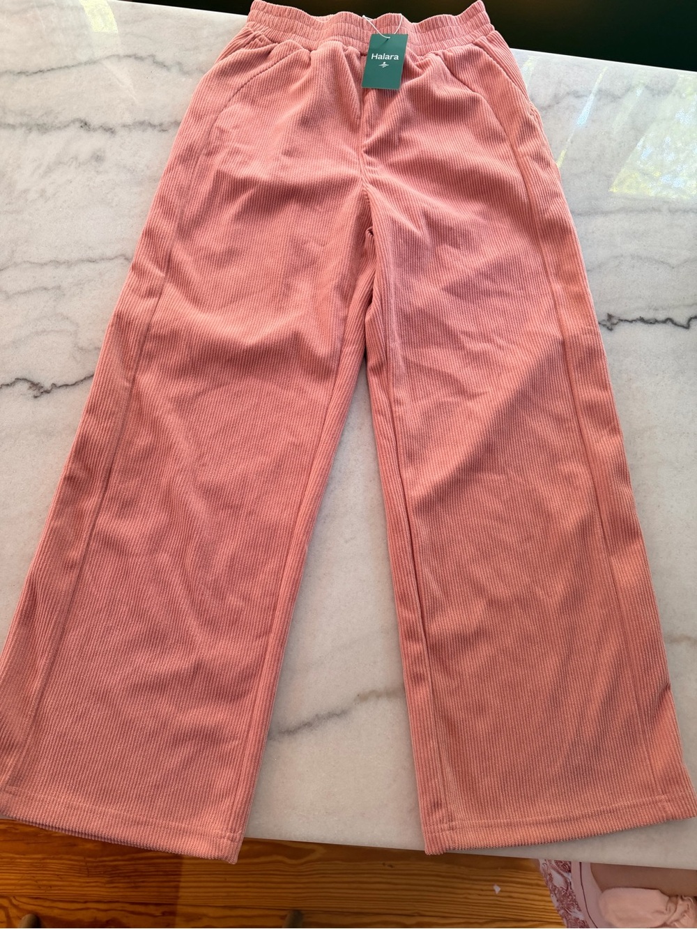HALARA Corduroy Wide-Leg Sweatpants in Dusty Pink